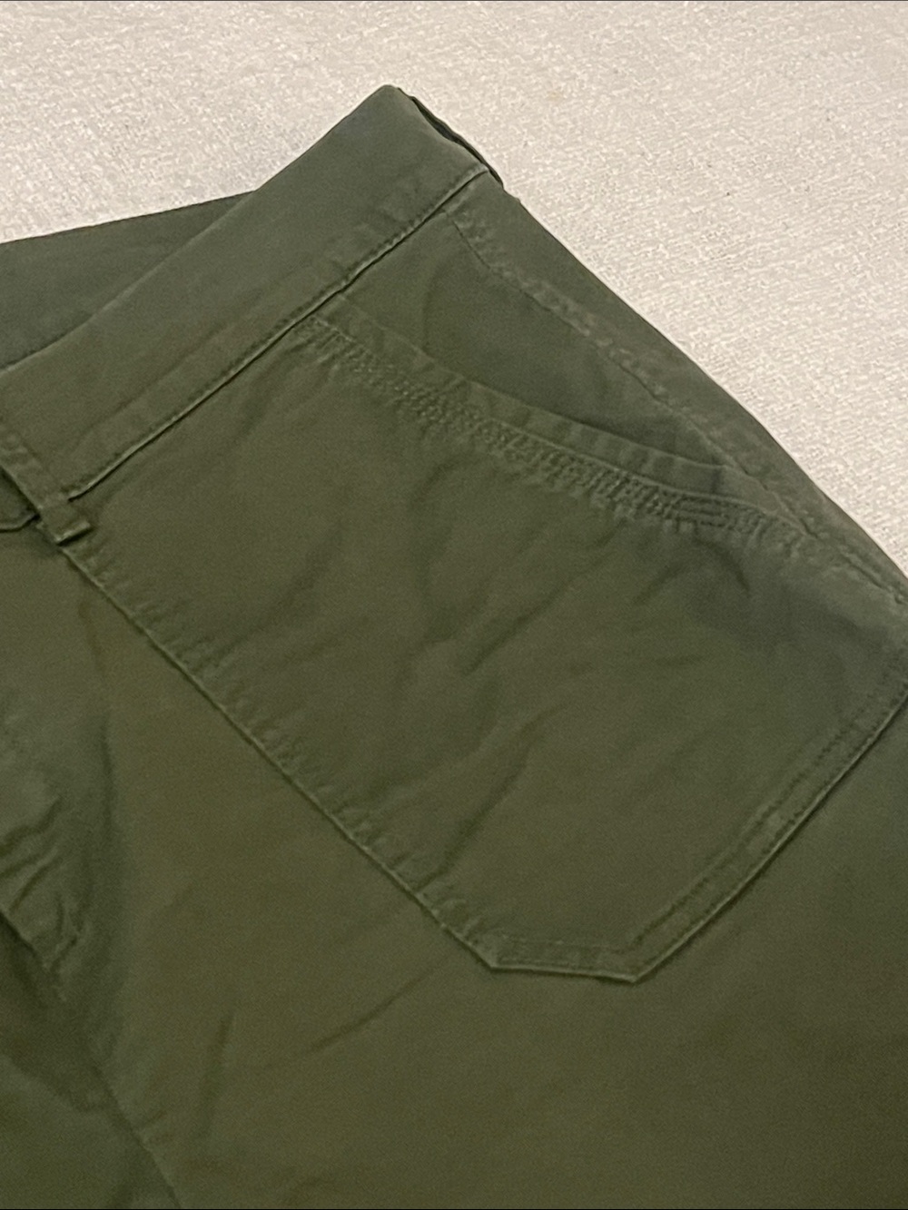 Old Navy Women’s Olive Green High-Wasted Pixie Straight-Leg Pants Sz 18-Petite - Picture 6 of 13